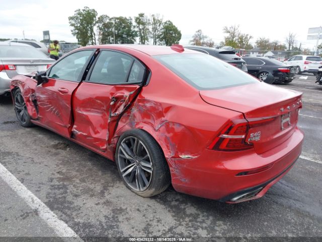 2019 VOLVO S60 7JRA22TM4KG004573 Photo 5