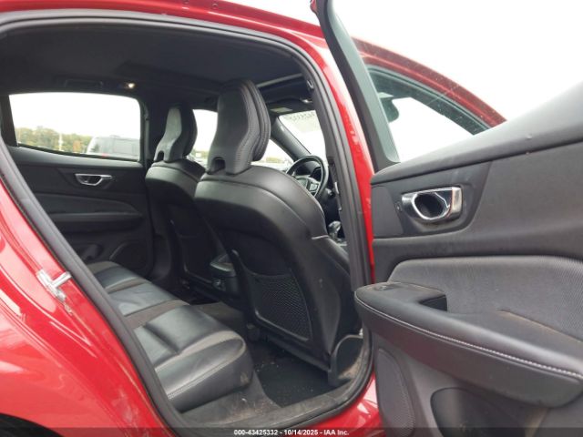 2019 VOLVO S60 7JRA22TM4KG004573 Photo 7