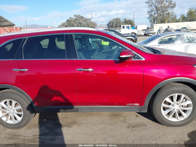 5XYPGDA59GG131864 KIA Sorento 3.3l Lx