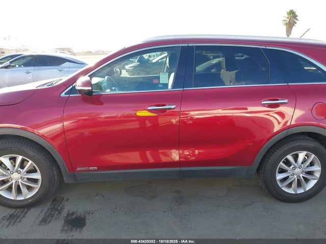 5XYPGDA59GG131864 KIA Sorento 3.3l Lx