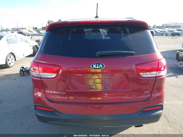 5XYPGDA59GG131864 KIA Sorento 3.3l Lx