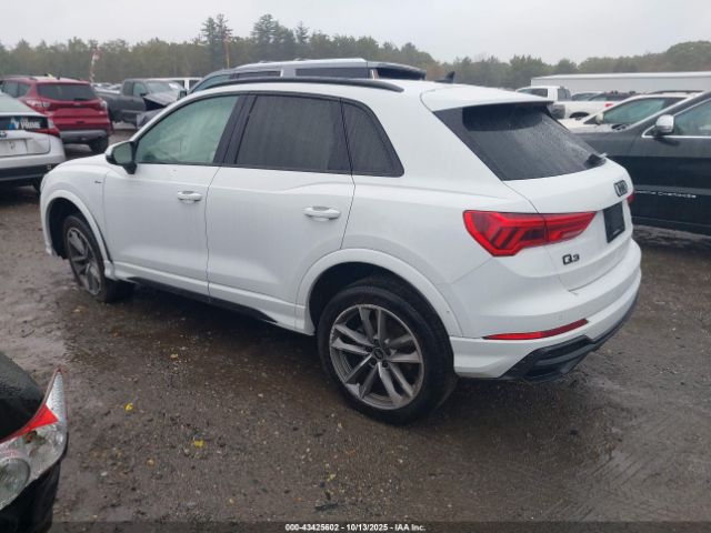 2022 AUDI Q3 WA1EECF39N1148704 Photo 2
