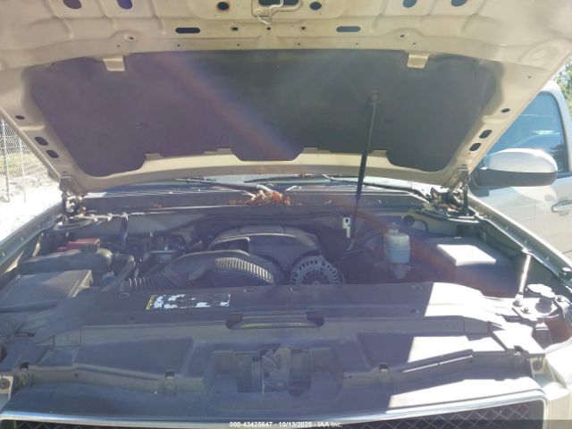 2011 CHEVROLET TAHOE 1GNSCAE0XBR118464 Photo 9