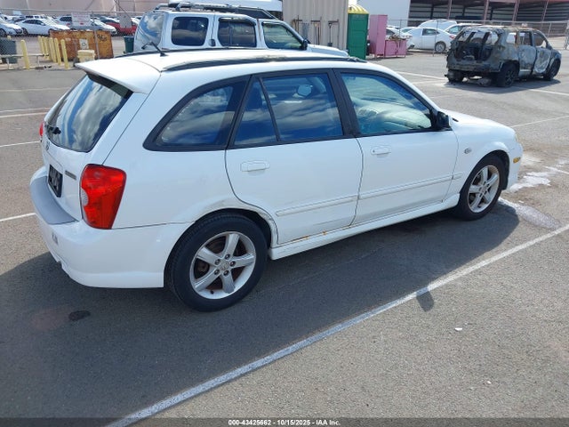 Продажа на аукционе авто 2003 Mazda Protege5, vin: JM1BJ245131215988, номер лота: 43425662