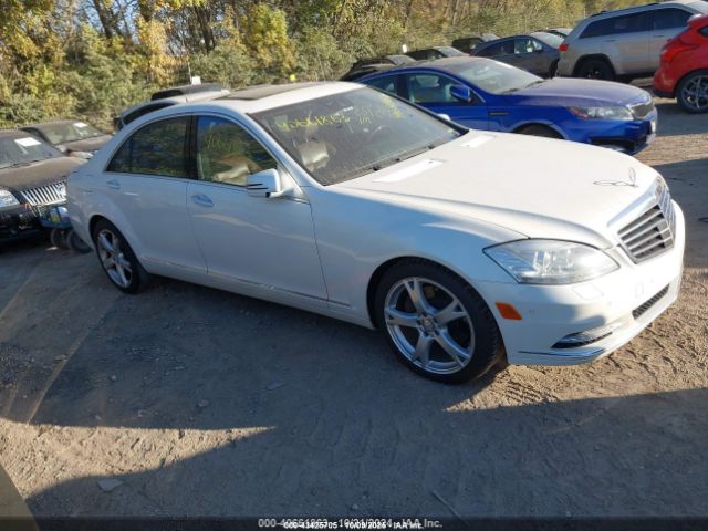 2013 MERCEDES-BENZ S 550 WDDNG7DB9DA495780