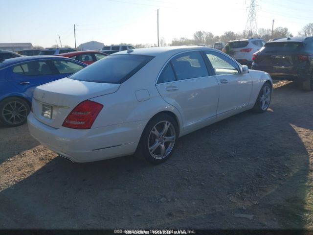 2013 MERCEDES-BENZ S 550 WDDNG7DB9DA495780 Photo 3