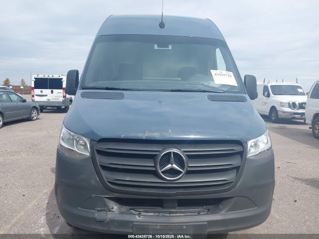 WD4PF0CDXKP031137 Mercedes-Benz Sprinter 2500 Standard Roof V6