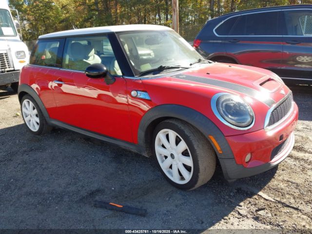 2007 MINI COOPER S WMWMF73527TT84529 Photo 0