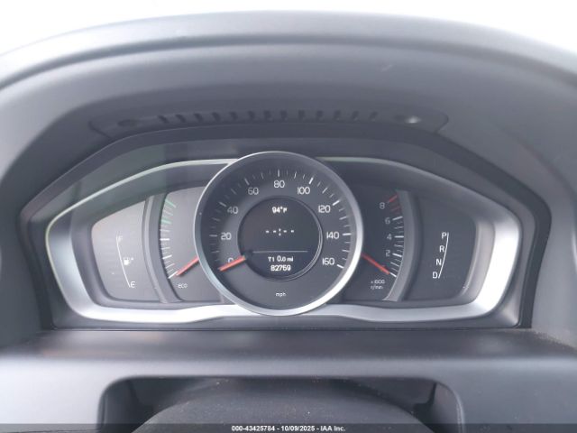 2017 VOLVO XC60 YV440MDU6H2023396 Photo 6