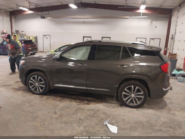 43425836 :رقم المزاد ، 3GKALXEX9KL268338 vin ، 2019 Gmc Terrain Denali مزاد بيع