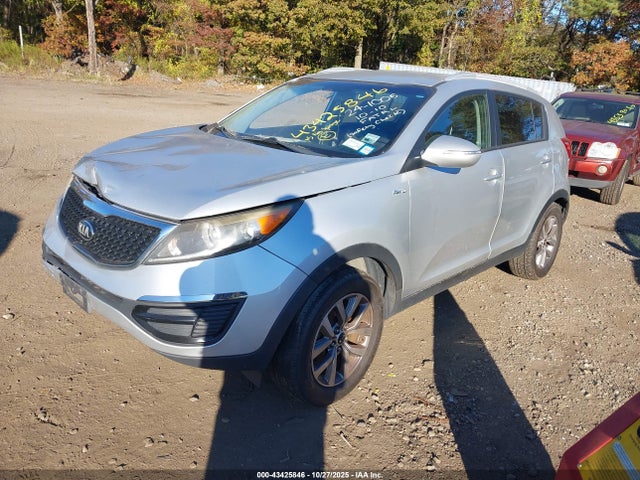Продажа на аукционе авто 2015 Kia Sportage Lx, vin: KNDPBCAC0F7726492, номер лота: 43425846