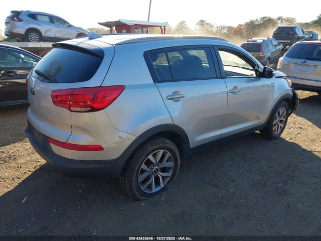 Продажа на аукционе авто 2015 Kia Sportage Lx, vin: KNDPBCAC0F7726492, номер лота: 43425846