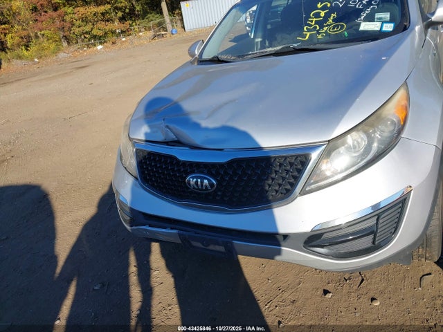 Продажа на аукционе авто 2015 Kia Sportage Lx, vin: KNDPBCAC0F7726492, номер лота: 43425846