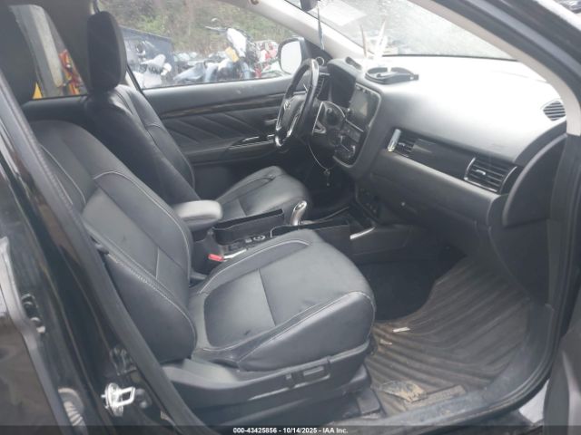 2018 MITSUBISHI OUTLANDER PHEV JA4J24A57JZ049378 Photo 4