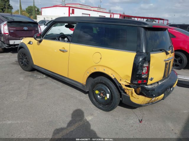 2009 MINI COOPER CLUBMAN WMWML33569TX36466 Photo 2