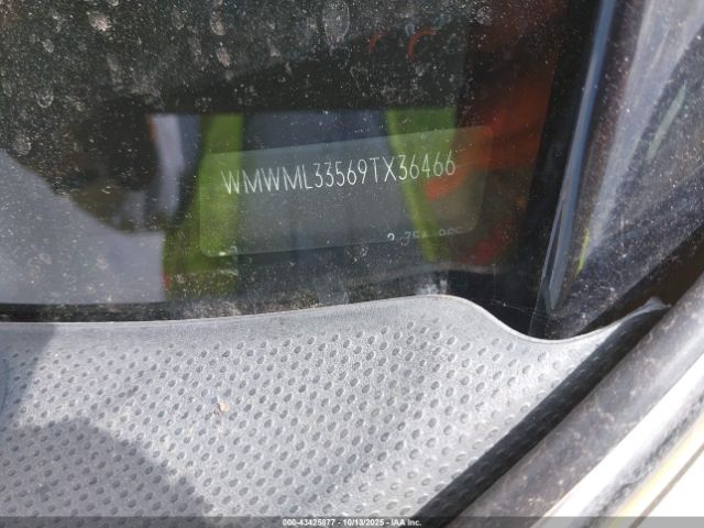 2009 MINI COOPER CLUBMAN WMWML33569TX36466 Photo 8