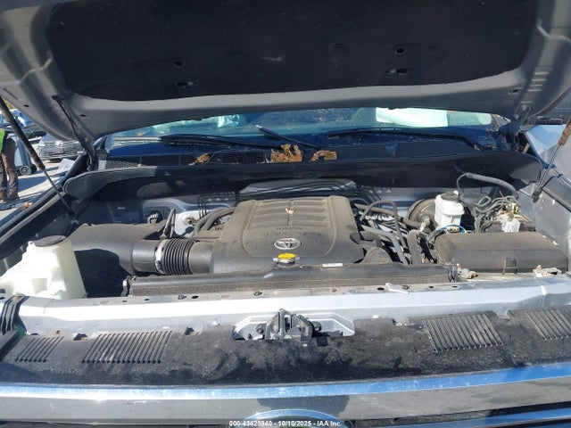 5TFUY5F1XHX588306 Toyota Tundra Sr5 Plus 5.7l V8