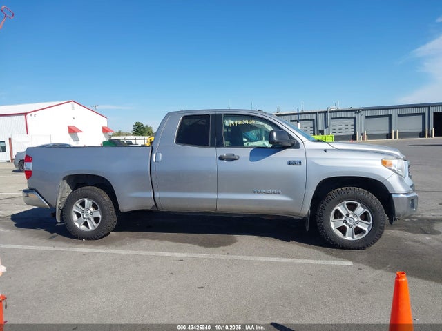5TFUY5F1XHX588306 Toyota Tundra Sr5 Plus 5.7l V8