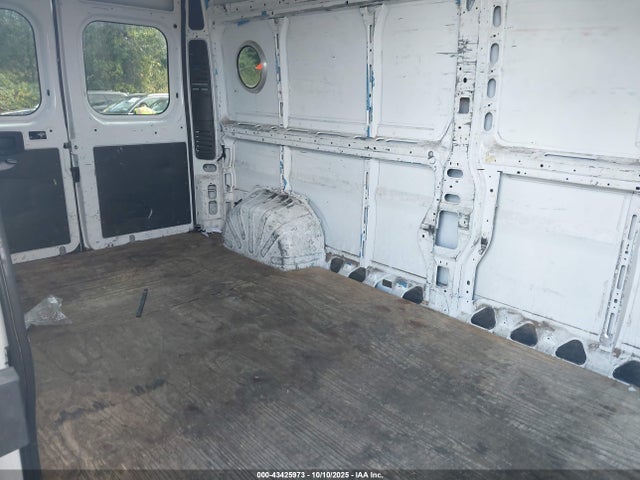 Продажа на аукционе авто 2017 Ram Promaster 2500 High Roof 159 Wb, vin: 3C6TRVDG5HE532863, номер лота: 43425973