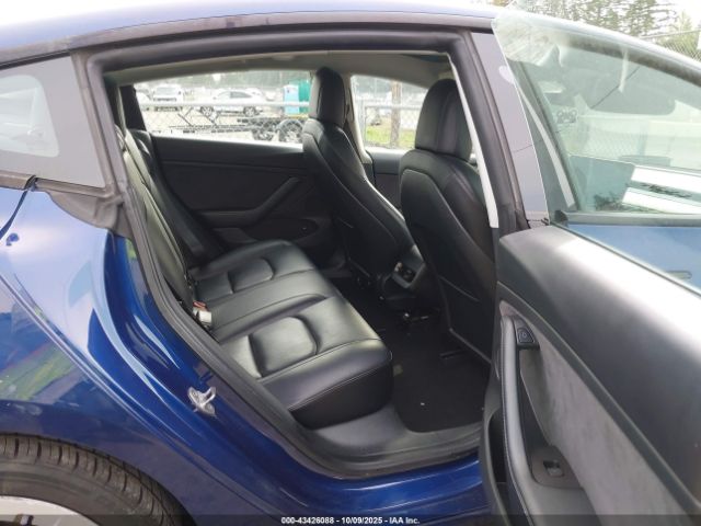 2022 TESLA MODEL 3 5YJ3E1EA2NF142932 Photo 7