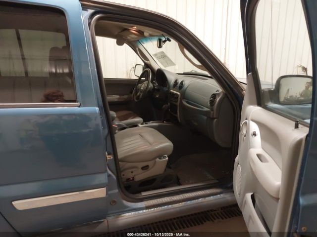 2006 JEEP LIBERTY 1J4GL58K86W271302 Photo 4