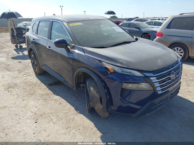 5N1BT3BA8RC670572 Nissan Rogue