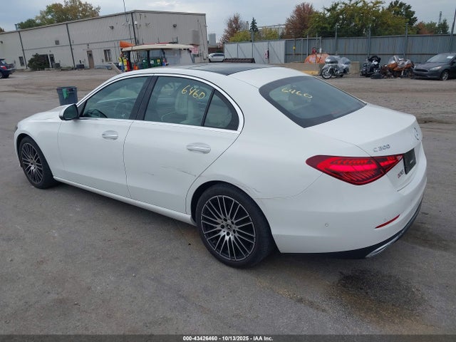 2022 MERCEDES-BENZ C 300 W1KAF4HB9NR041574 Photo 2