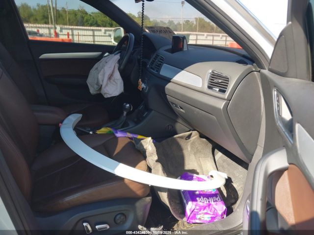 2016 AUDI Q3 WA1FFCFS4GR010274 Photo 4