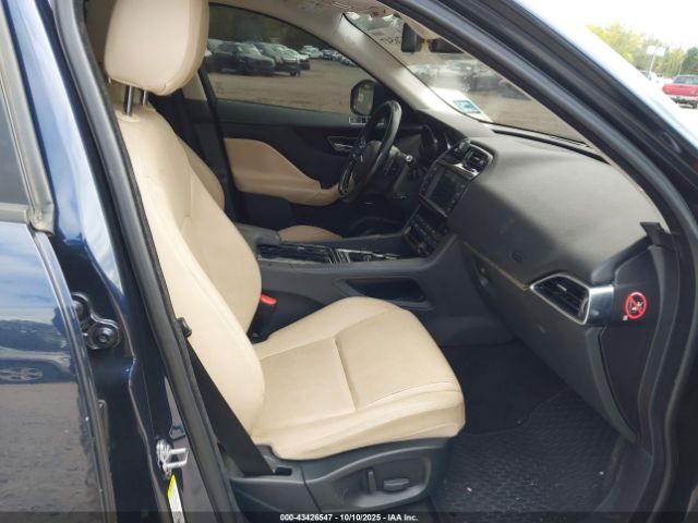 2018 JAGUAR F-PACE SADCJ2GX4JA294091 Photo 4