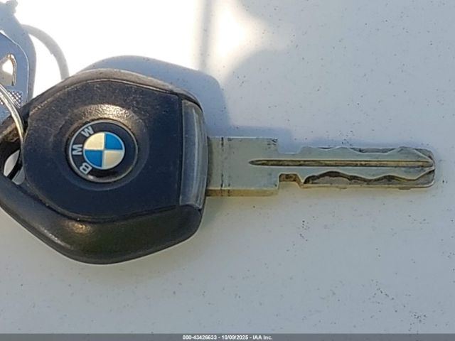 2001 BMW Z3 WBACN53421LJ57570 Photo 10