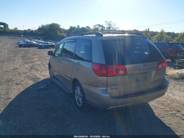 Продажа на аукционе авто 2006 Toyota Sienna Xle, vin: 5TDZA22C66S585535, номер лота: 43426740