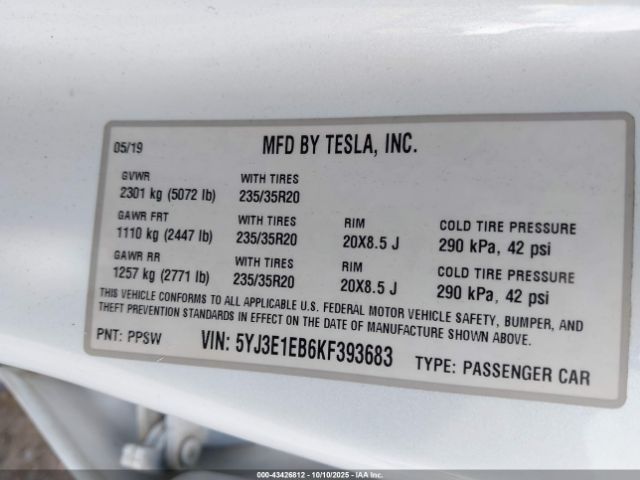 2019 TESLA MODEL 3 5YJ3E1EB6KF393683 Photo 8
