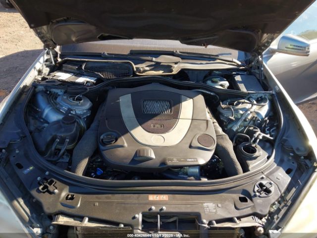 2010 MERCEDES-BENZ S 550 WDDNG7BB7AA325979 Photo 9
