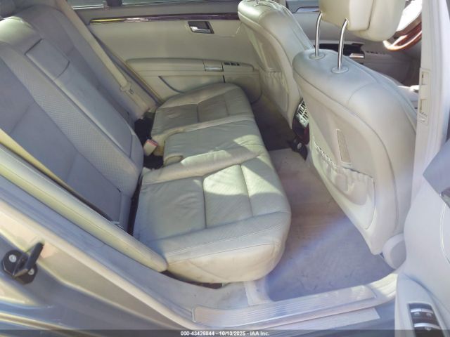 2010 MERCEDES-BENZ S 550 WDDNG7BB7AA325979 Photo 7