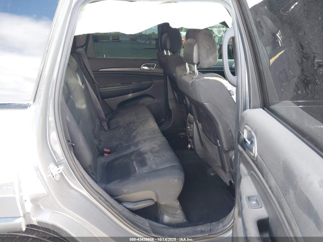 1C4RJEAG0KC690136 Jeep Grand Cherokee Upland 4x2
