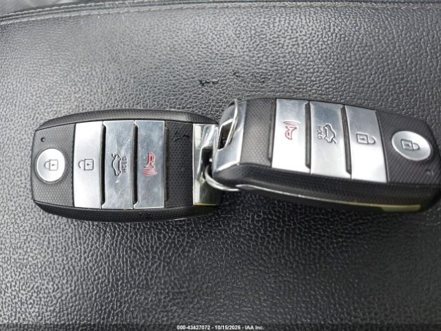 2016 KIA OPTIMA 5XXGV4L25GG077668 Photo 10