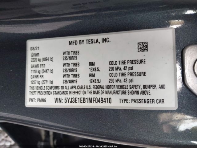 2021 TESLA MODEL 3 5YJ3E1EB1MF049410 Photo 8