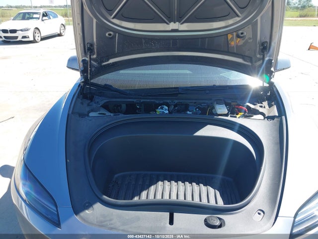 2024 TESLA MODEL 3 5YJ3E1EA5RF857449 Photo 9