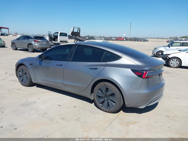 2024 TESLA MODEL 3 5YJ3E1EA5RF857449 Photo 2