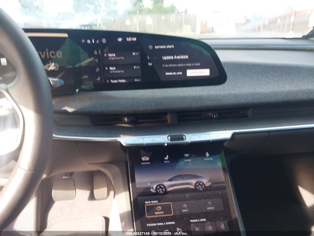 Lucid Air Pure 2023 50EA1PFA4PA006426 Image 19