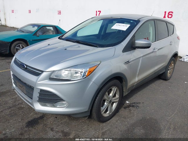 1FMCU9GX4EUD51594 Ford ESCAPE SE