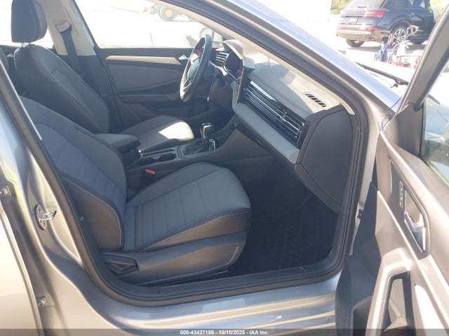 Aukcja sprzedaży 2025 Volkswagen Jetta 1.5t Se, vin: 3VW7X7BU9SM048175, numer aukcji: 43427199