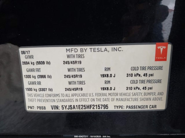 2017 TESLA MODEL S 5YJSA1E25HF215795 Photo 8