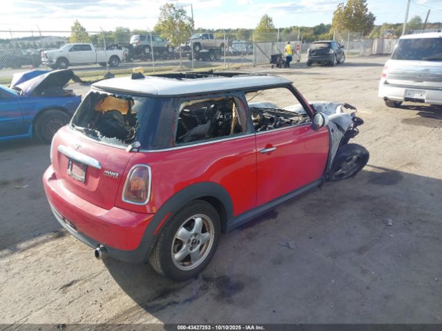 2007 MINI COOPER WMWMF33507TT50131 Photo 3