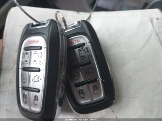 2023 CHRYSLER PACIFICA HYBRID 2C4RC1S76PR599596 Photo 10