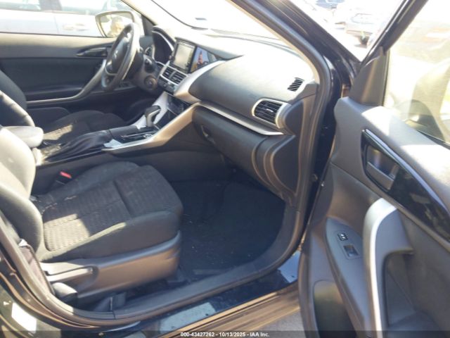 2019 MITSUBISHI ECLIPSE CROSS JA4AT3AA6KZ039351 Photo 4