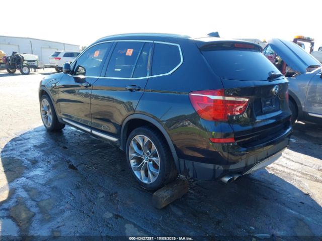 2016 BMW X3 5UXWX9C51G0D79989 Photo 2
