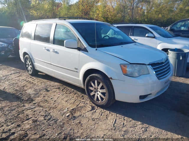 Продажа на аукционе авто 2009 Chrysler Town & Country Touring, vin: 2A8HR54XX9R654089, номер лота: 43427365