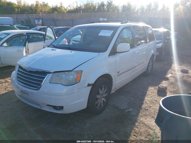 Продажа на аукционе авто 2009 Chrysler Town & Country Touring, vin: 2A8HR54XX9R654089, номер лота: 43427365