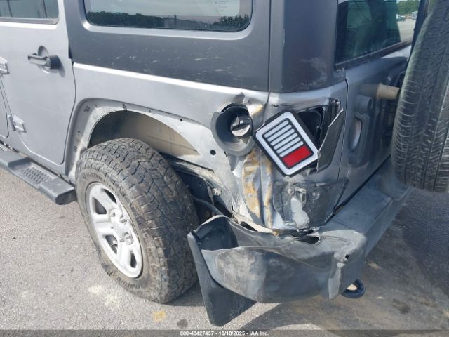 2016 JEEP WRANGLER UNLIMITED 1C4BJWKG0GL293636 Photo 5